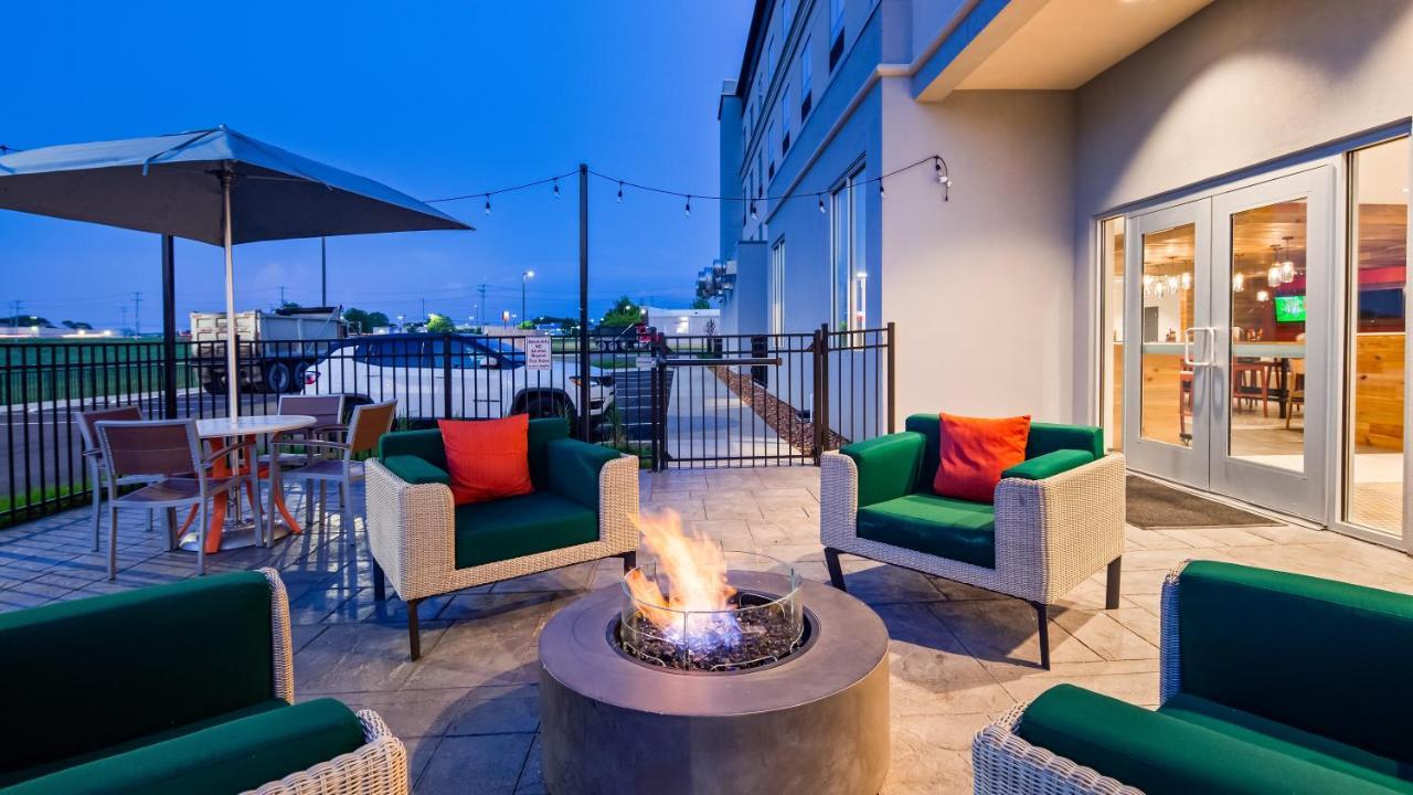 Holiday Inn - Clarksville Northeast By Ihg Dış mekan fotoğraf